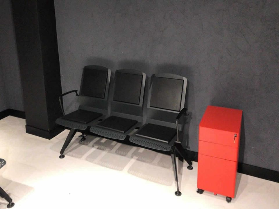 Waiting Chair Triple